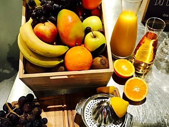 Фото Ibis Bordeaux Pessac Route des Vins Hotel