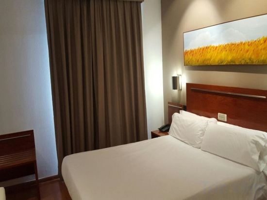 Фото Hotel Garbi Millenni 