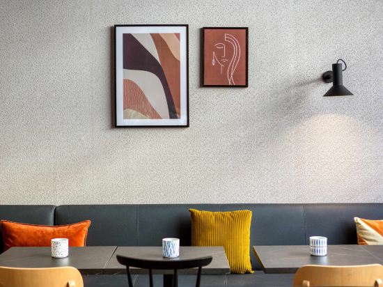 Фото Appart'City Confort Paris Clichy Mairie