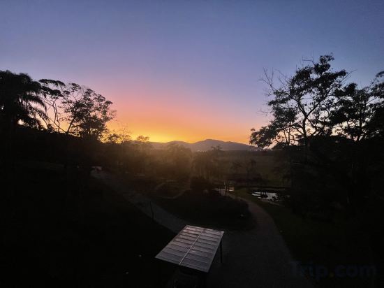 Фото Casa de Vidro - Hospedar com Propósito