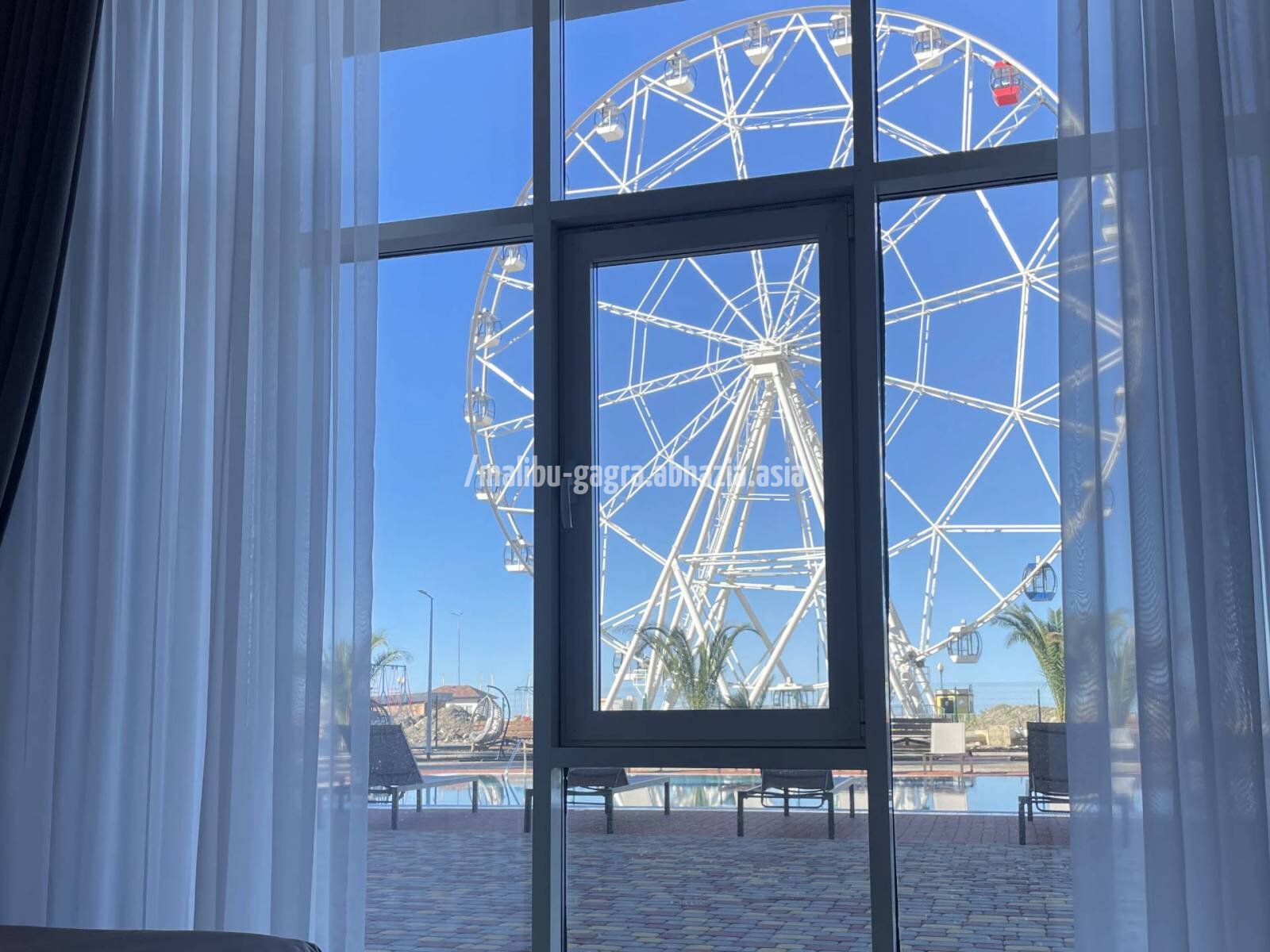 Фото Отель Малибу