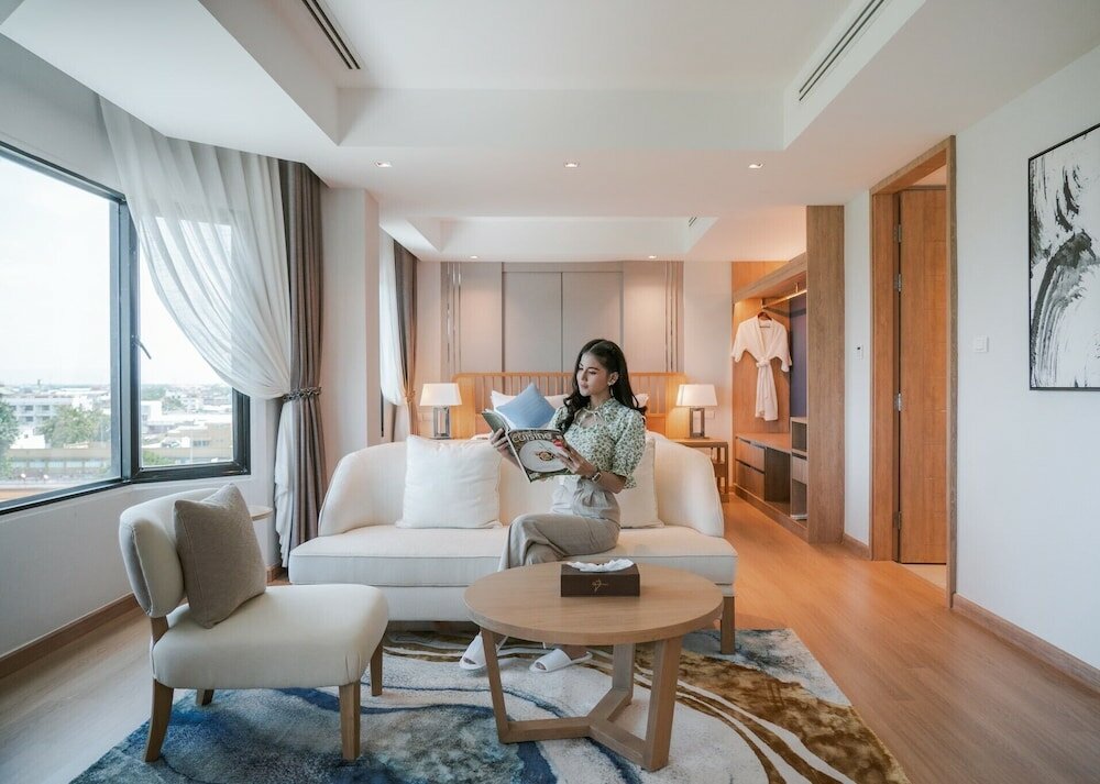 Фото The Grand Riverside Hotel Phitsanulok
