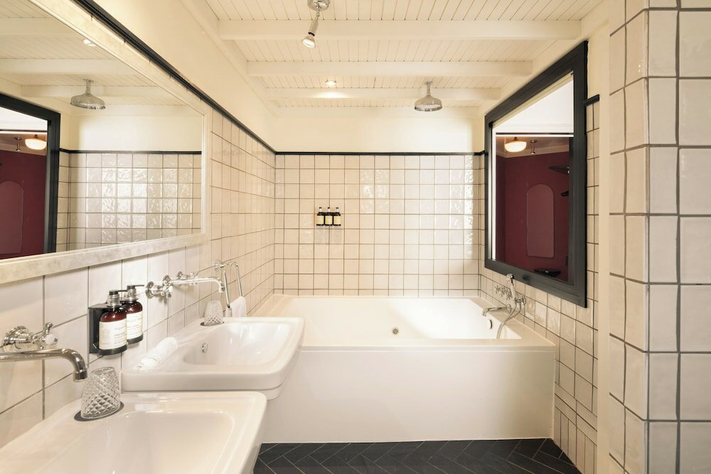 Фото La França Travellers