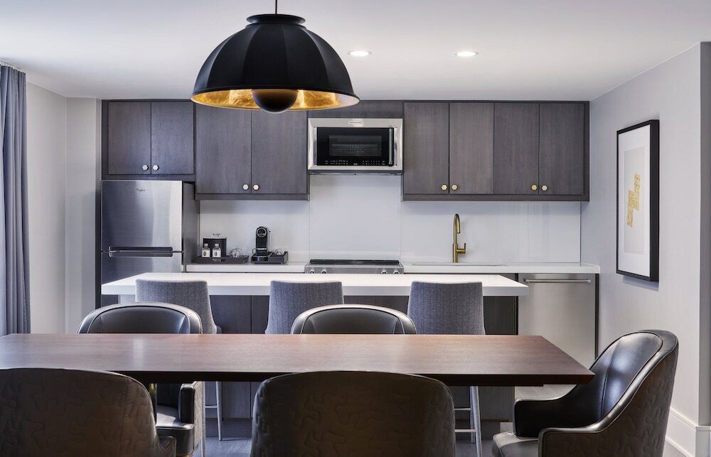 Фото Hotel Crescent Court