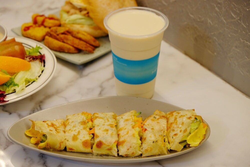 Фото Happy Inn & Hostel