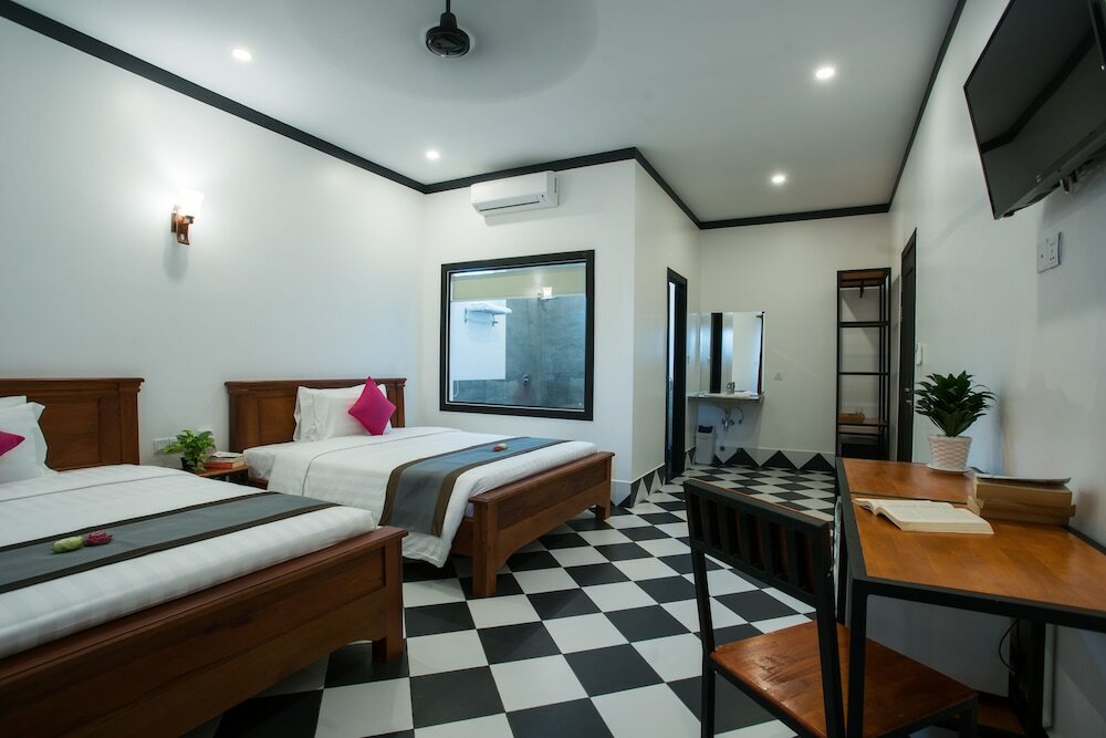 Фото Noni Tree Hostel