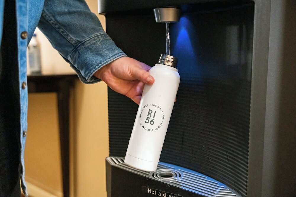 Фото The River Inn