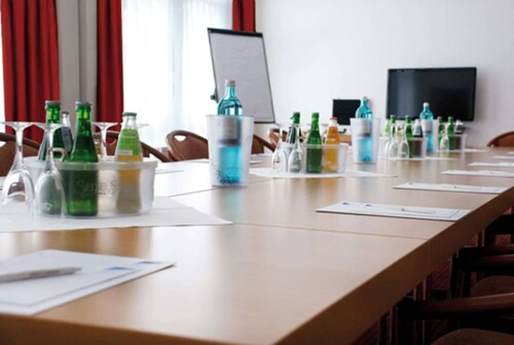 Фото Morada Hotel Gifhorn