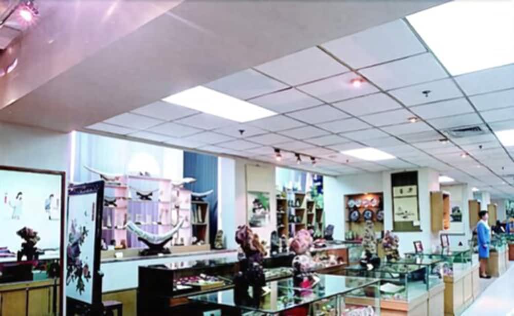 Фото Hangzhou West Lake Xinqiao Hotel