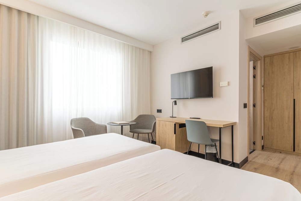 Фото Hotel Blanca de Navarra