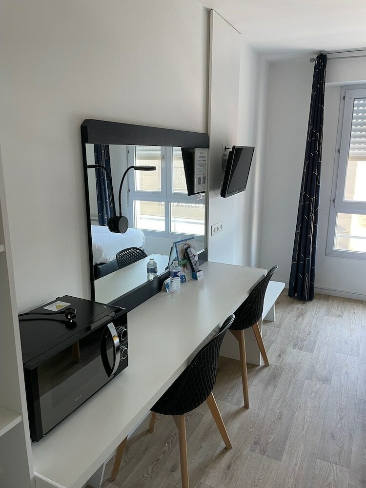 Фото Brit Hotel Cherbourg Octeville