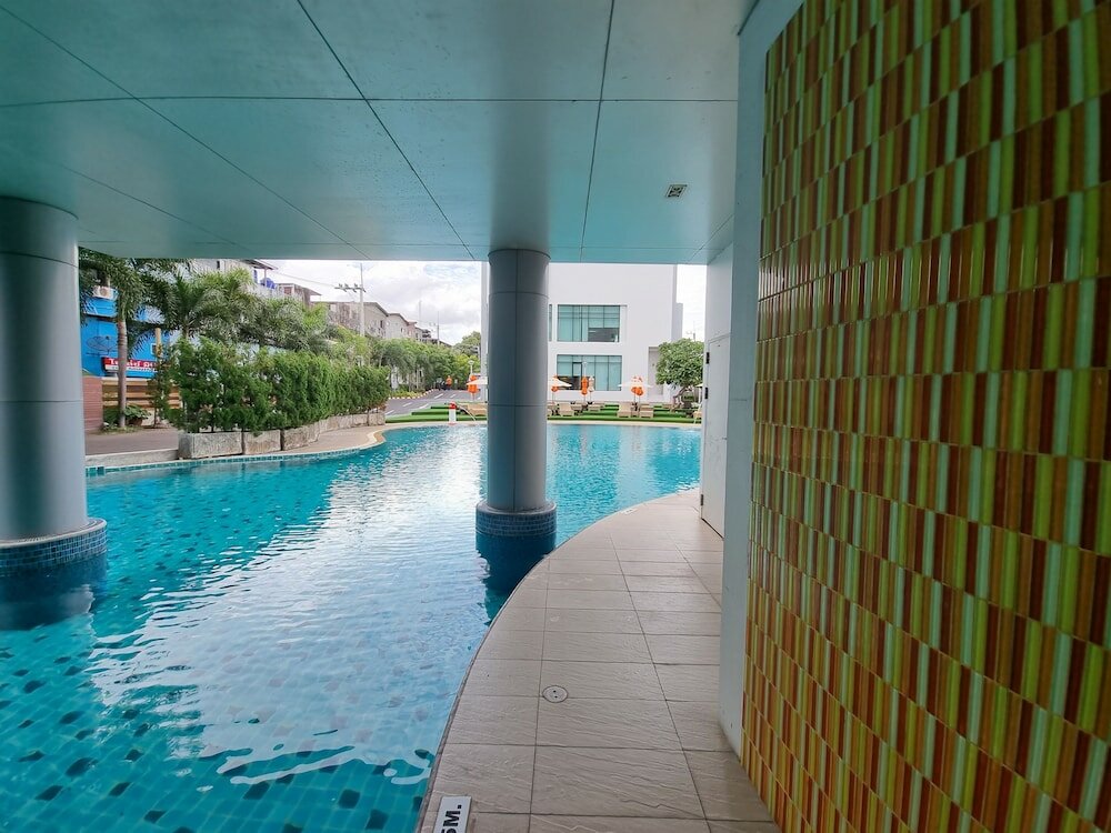 Фото Pattaya Discovery Beach Hotel