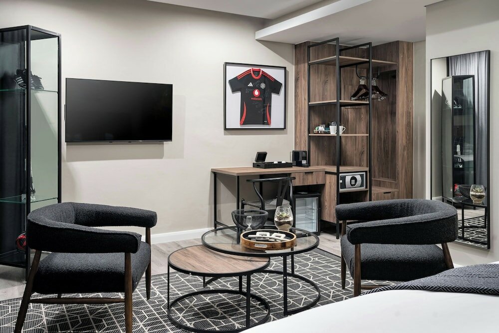 Фото Protea Hotel Cape Town Waterfront Breakwater Lodge