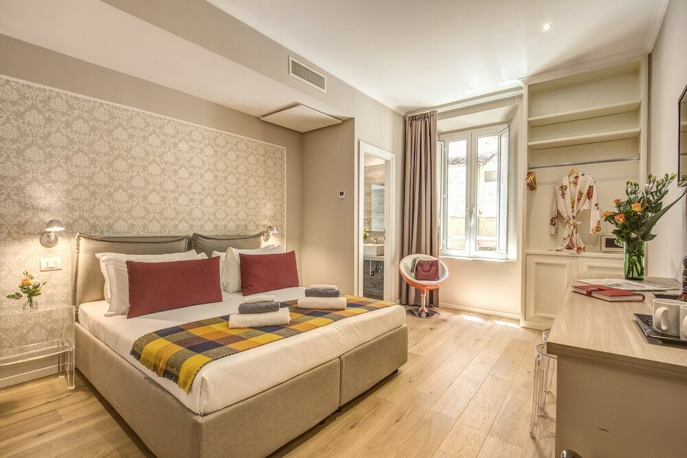 Фото The Spanish Suite VIA di Ripetta