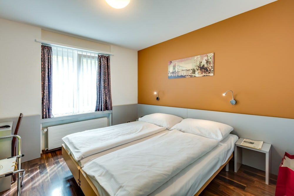 Фото Alexander Guesthouse