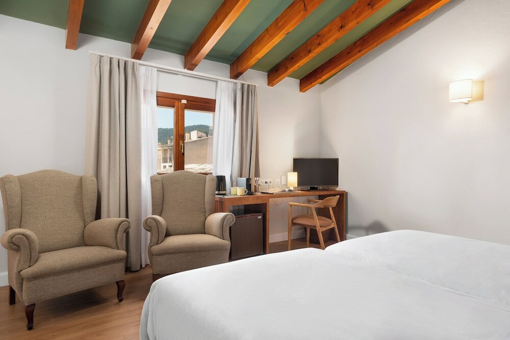 Фото Hotel Can Xim