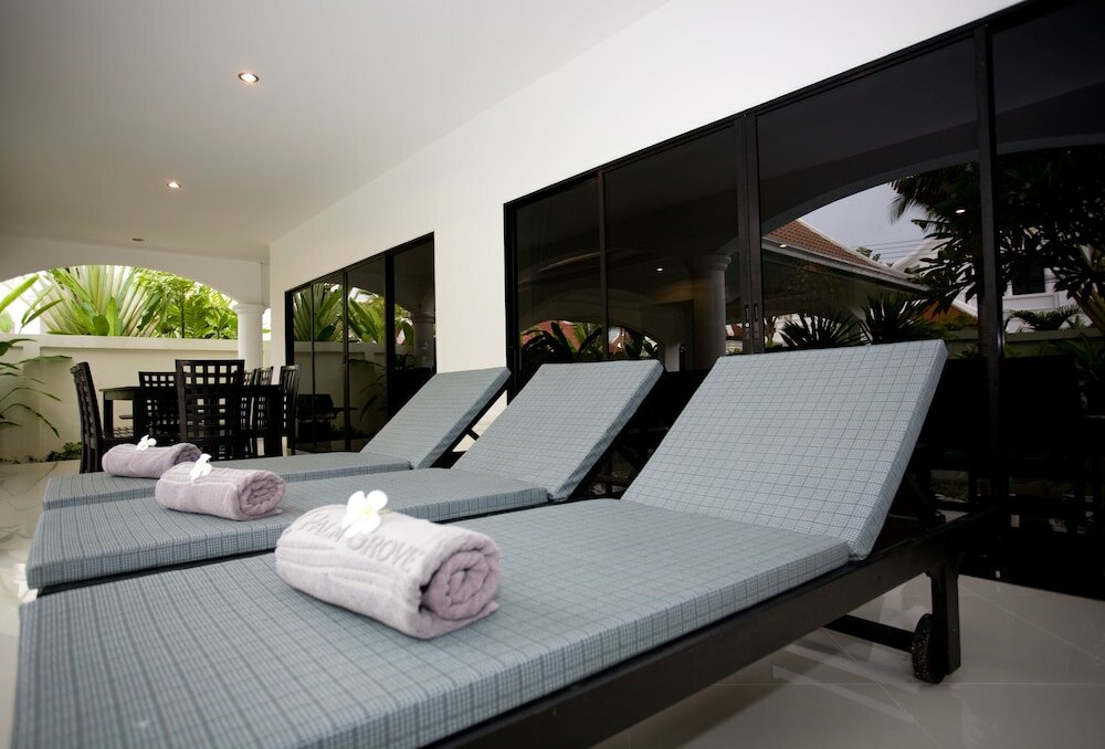 Фото Palm Grove Resort