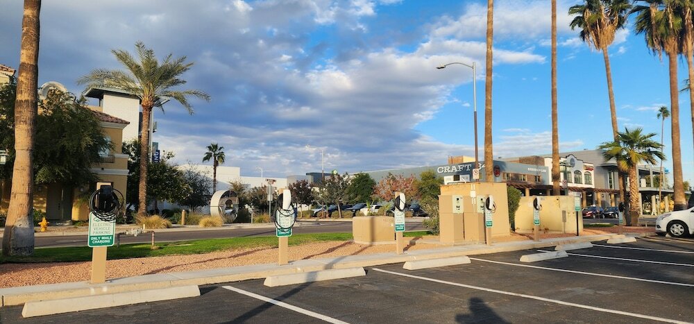 Фото Crowne Plaza Phoenix - Chandler Golf Resort, an Ihg Hotel