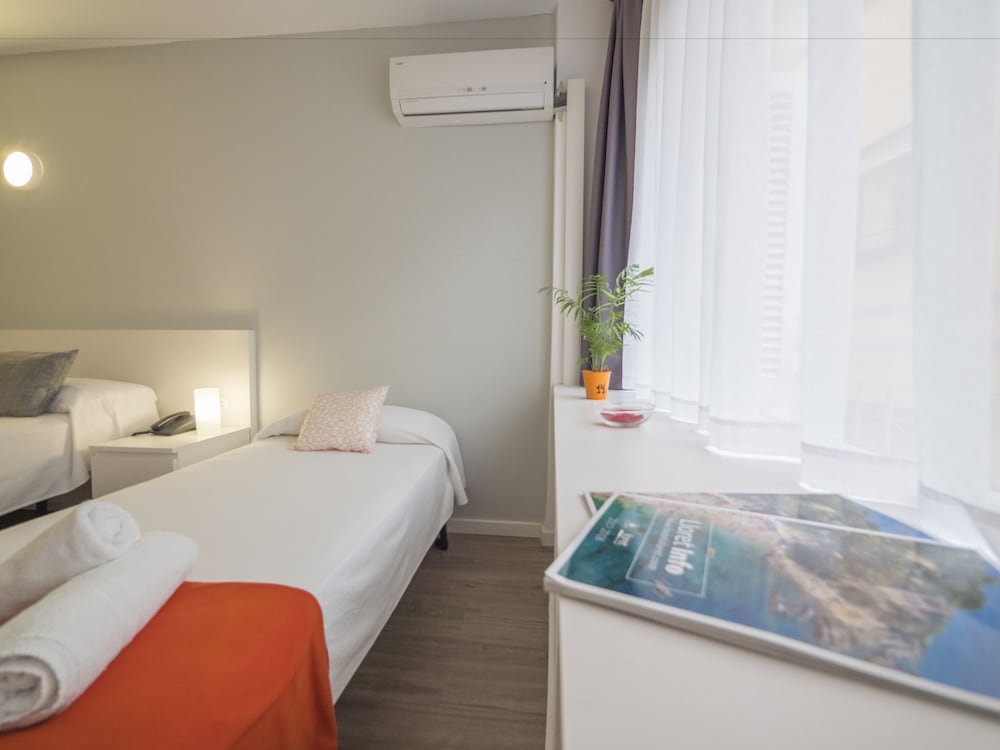 Фото Hotel Victoria