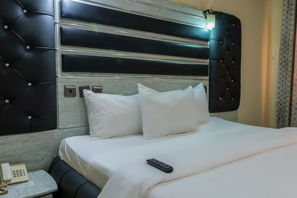 Фото Hotel De Bently