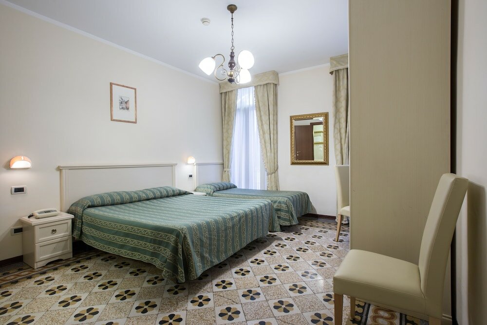 Фото U-Visionary Venezia Hotel