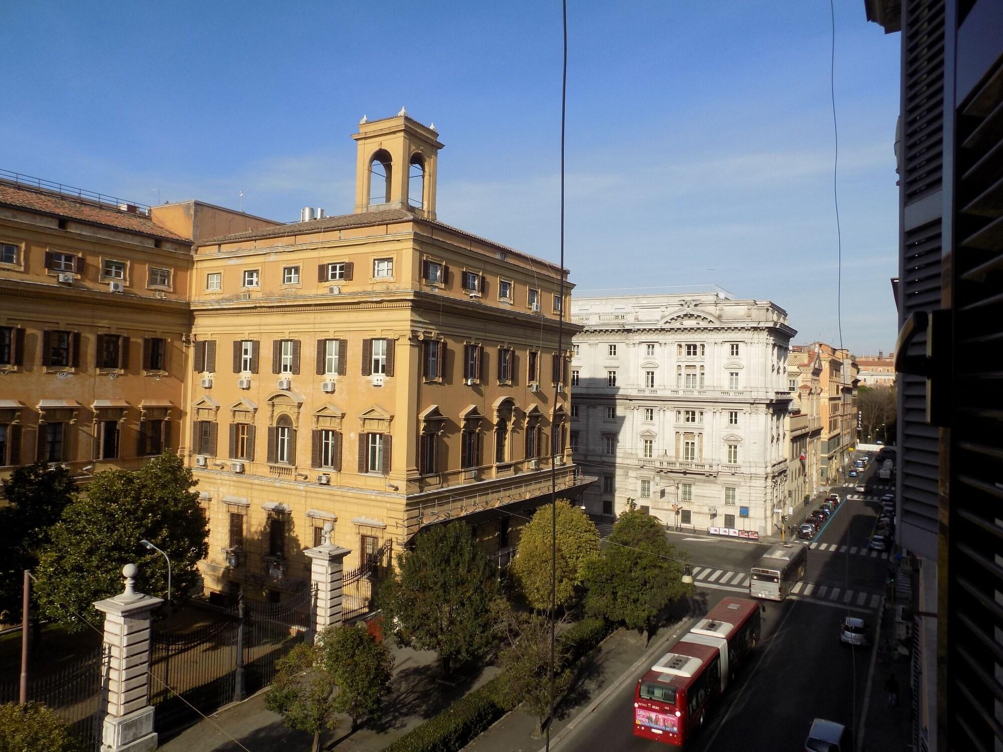 Фото Booking House