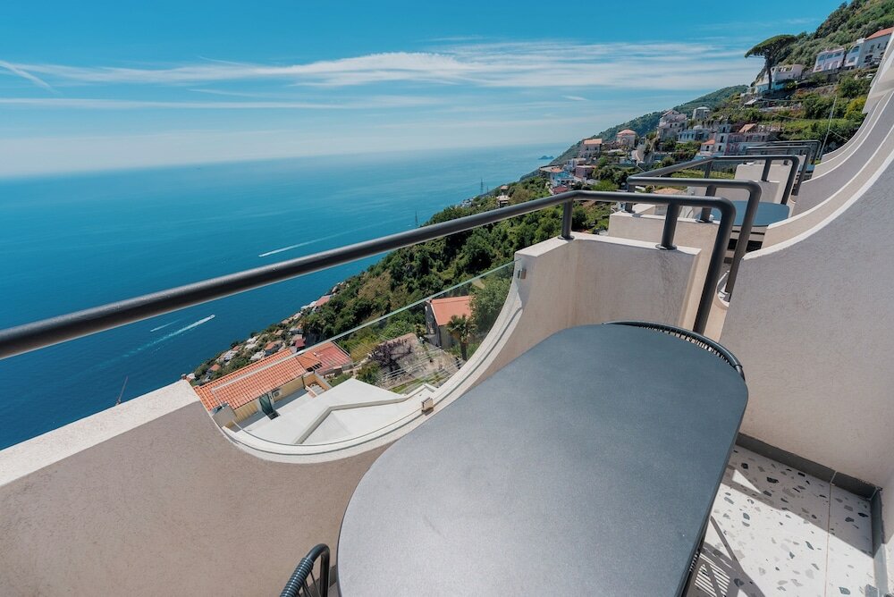 Фото Albergo Diffuso Bacco Furore