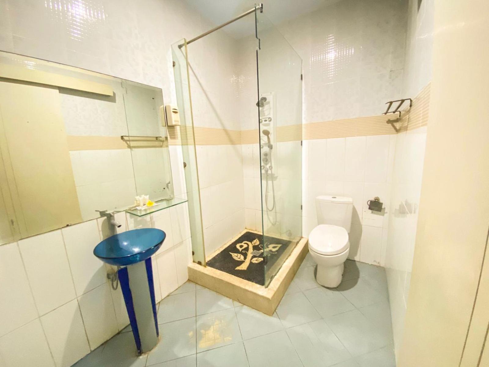 Фото Dedy Beach Inn