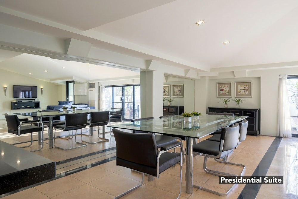 Фото Orchid Garden Suites