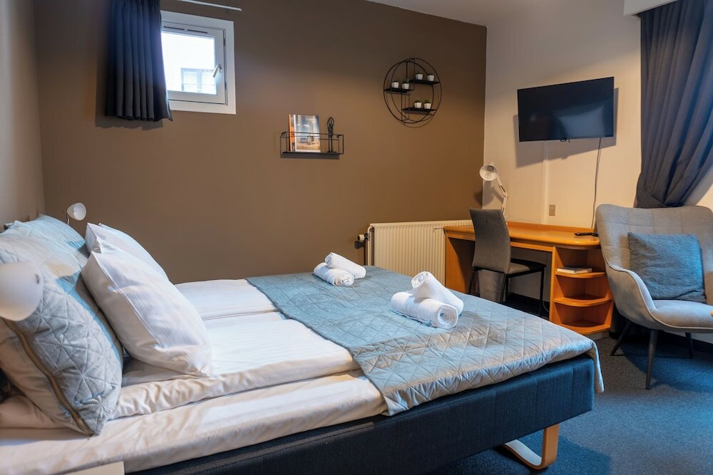 Фото отеля 2