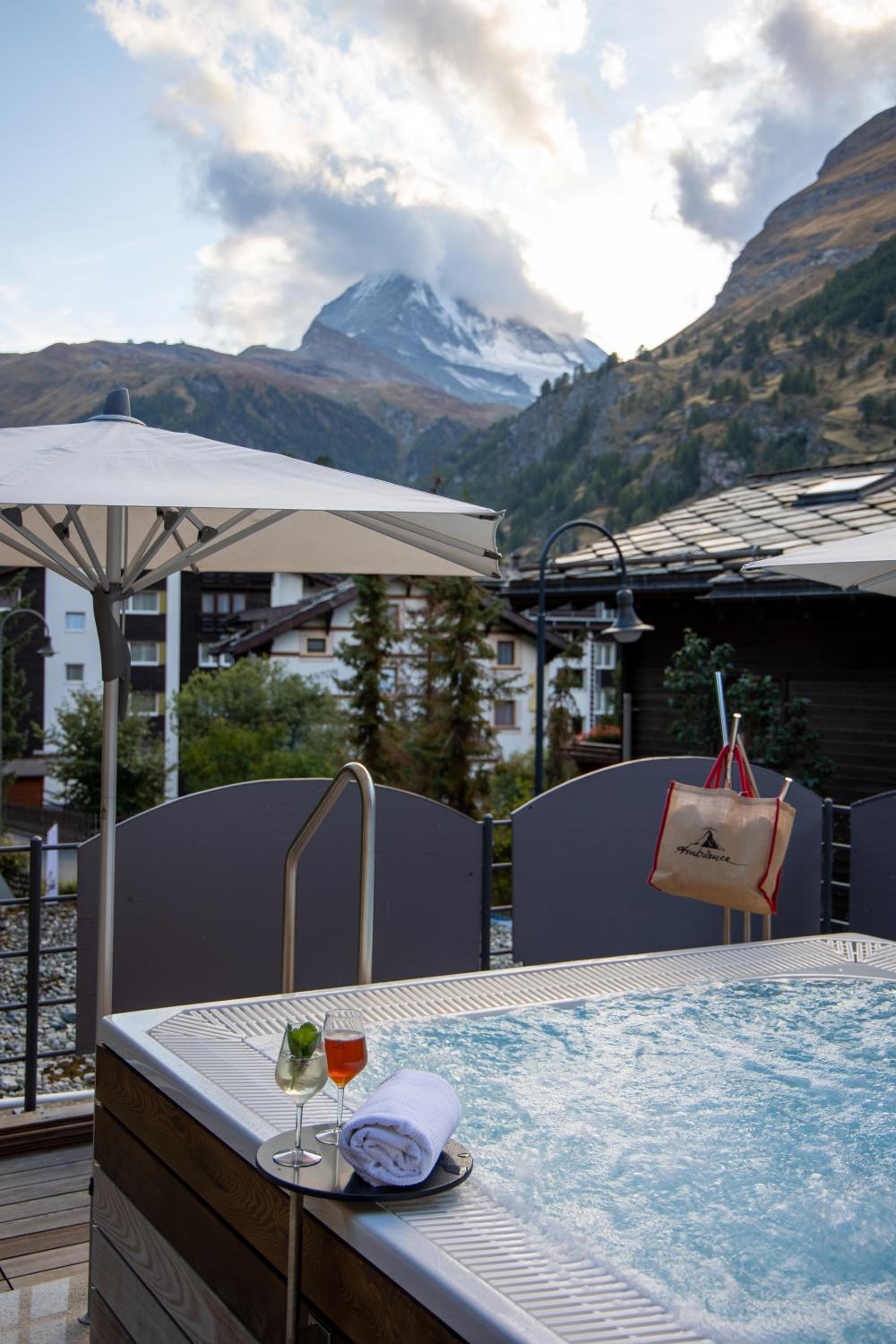 Фото Hotel Ambiance Superior