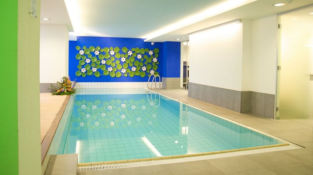 Фото Hotel Ambassador