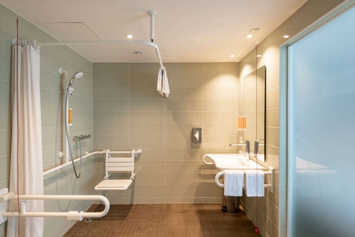 Фото Super 8 by Wyndham Dresden