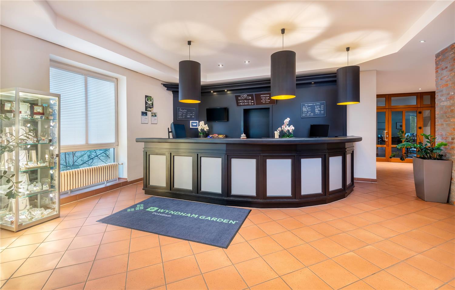 Фото Wyndham Garden Potsdam