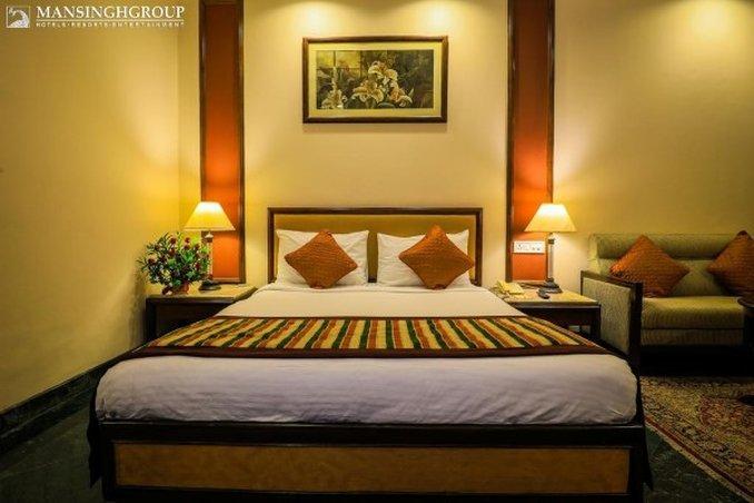 Фото отеля 2