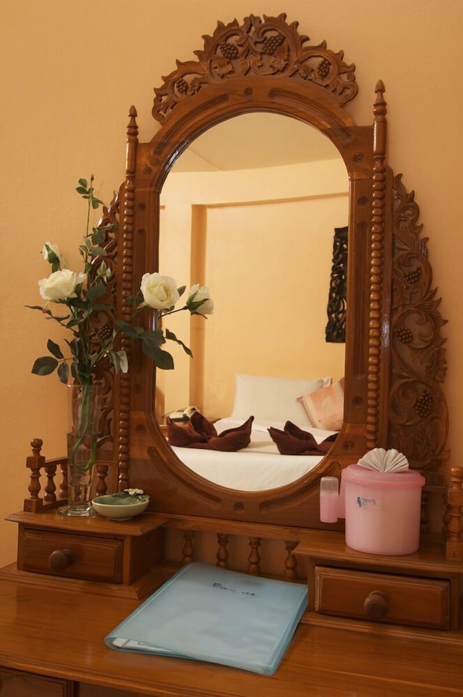 Фото Baan Karon Hill Phuket Resort