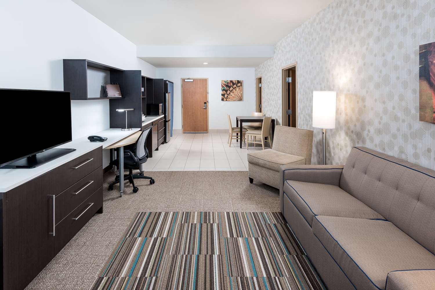 Фото Home2 Suites by Hilton Ft. Lauderdale Airport-Cruise Port