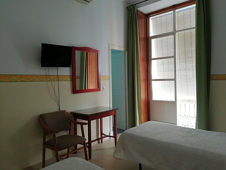 Фото Nuevo Hotel