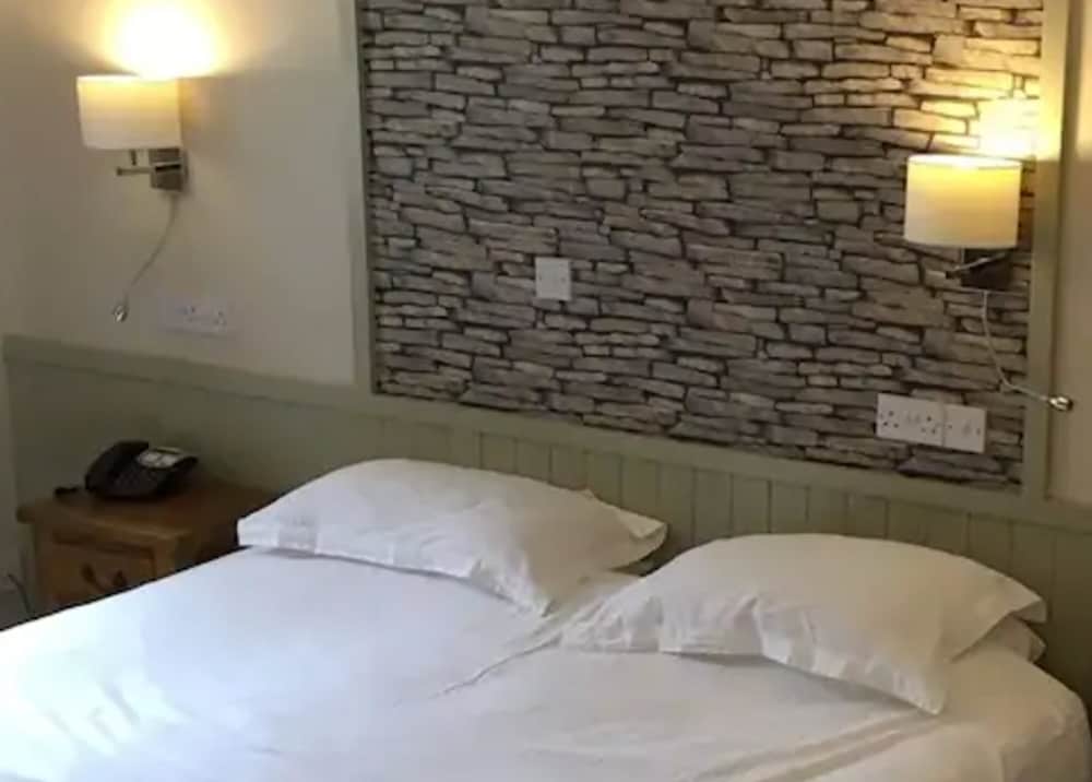 Фото Standing Stones Hotel