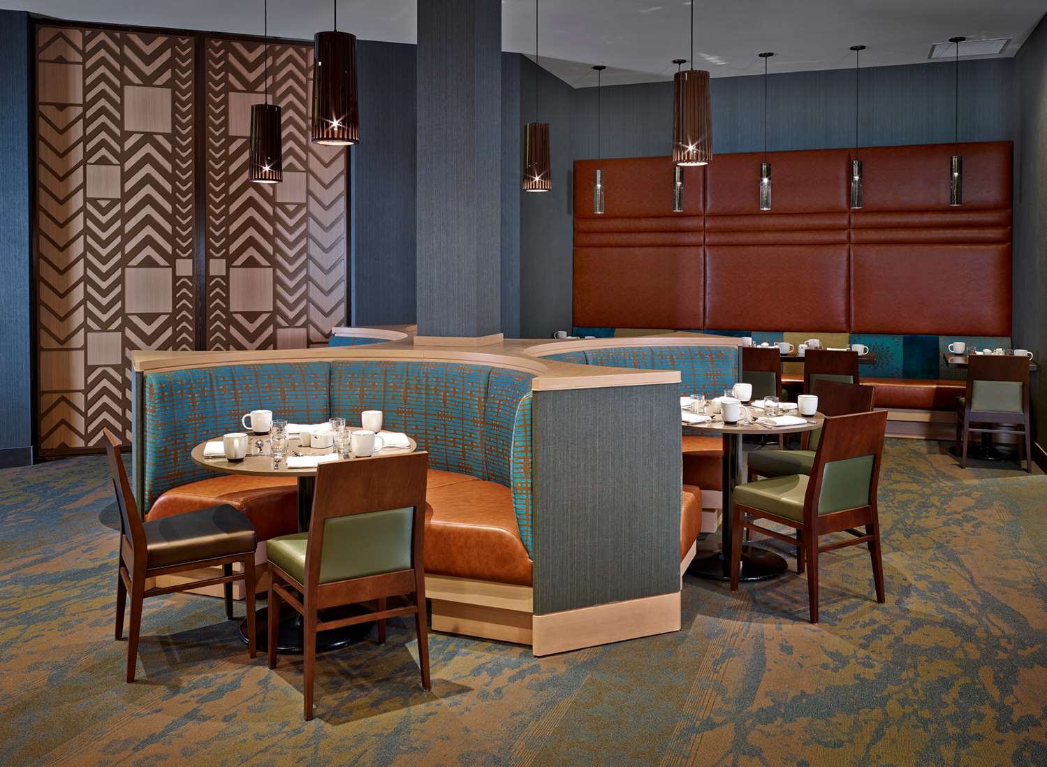 Фото DoubleTree by Hilton Hotel & Conference Centre Regina