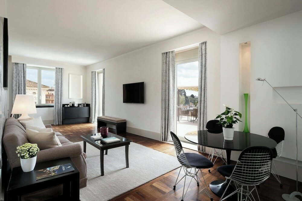 Фото Sina Bernini Bristol