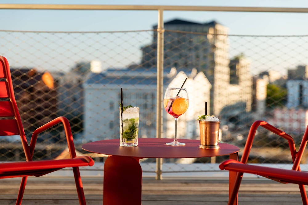 Фото Moxy Bordeaux