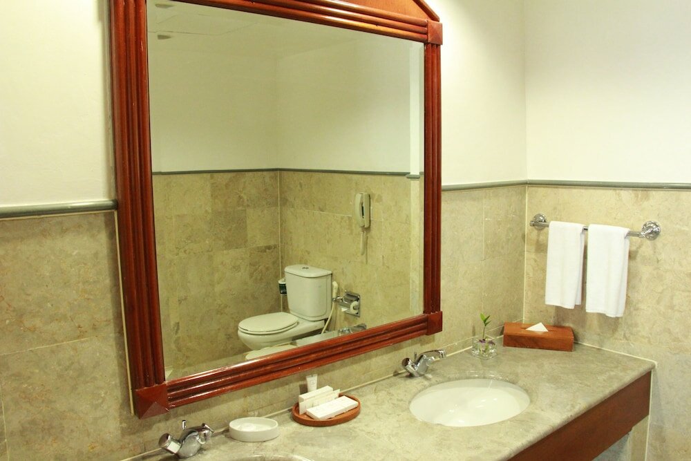 Фото Millennium Hotel Sirih Jakarta