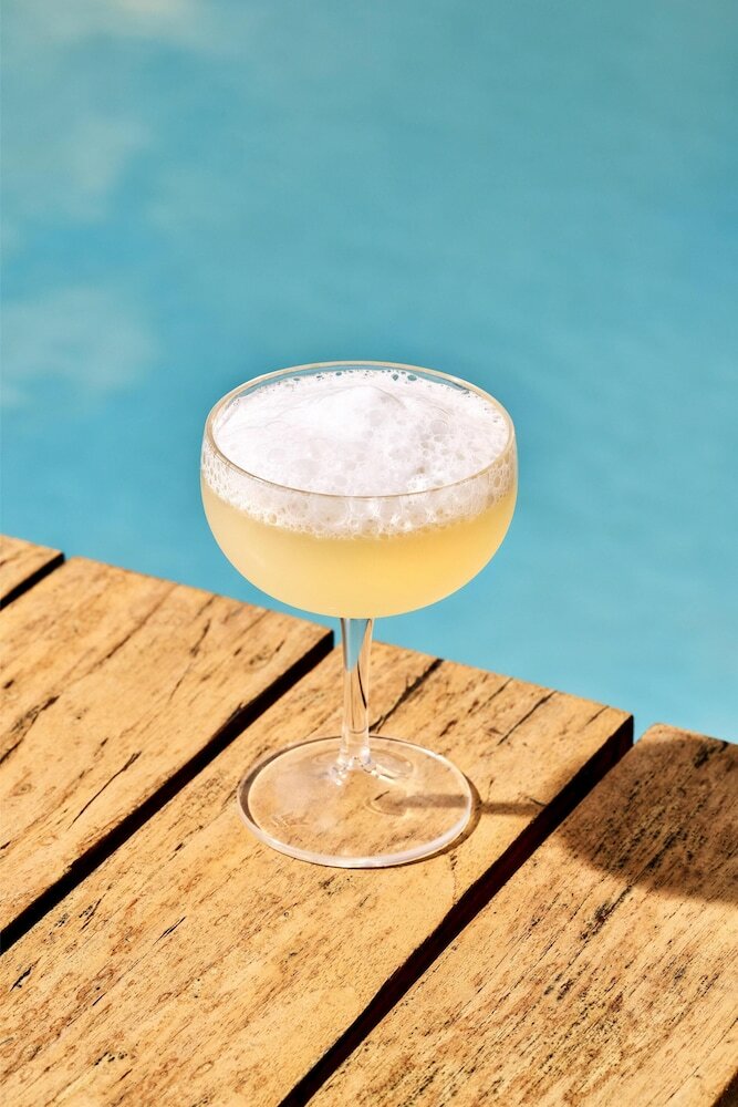 Фото The Shay, a Destination by Hyatt Hotel