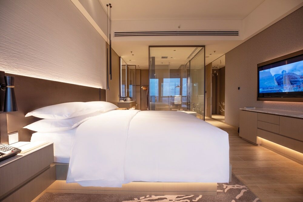 Фото Renaissance Shenzhen Bay Hotel