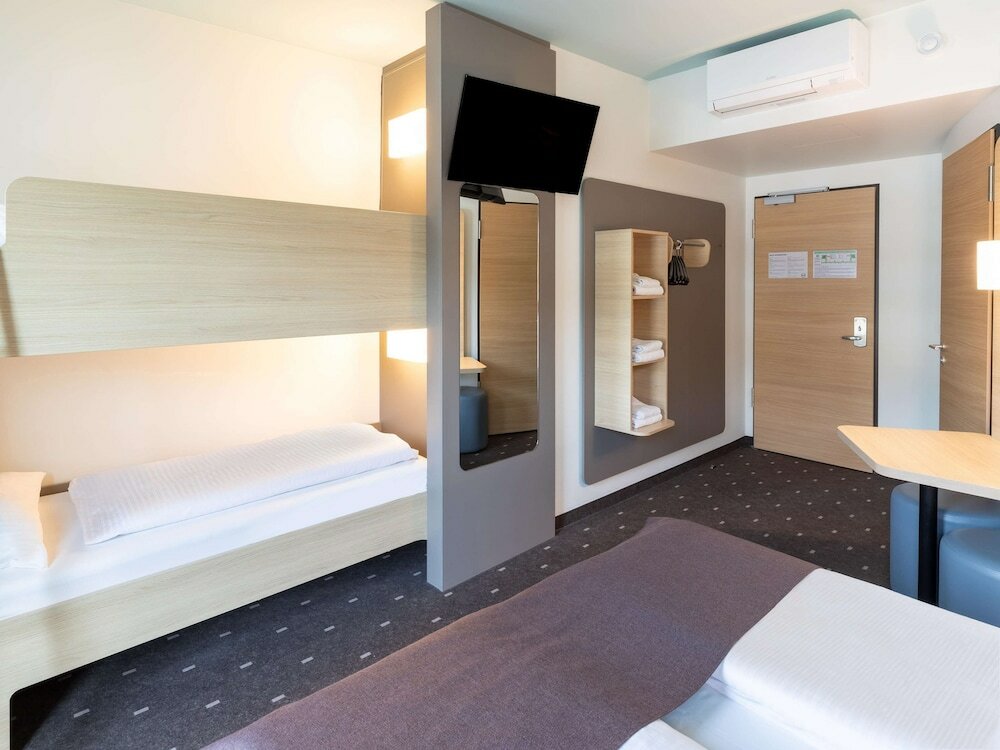 Фото B&b Hotel Marburg