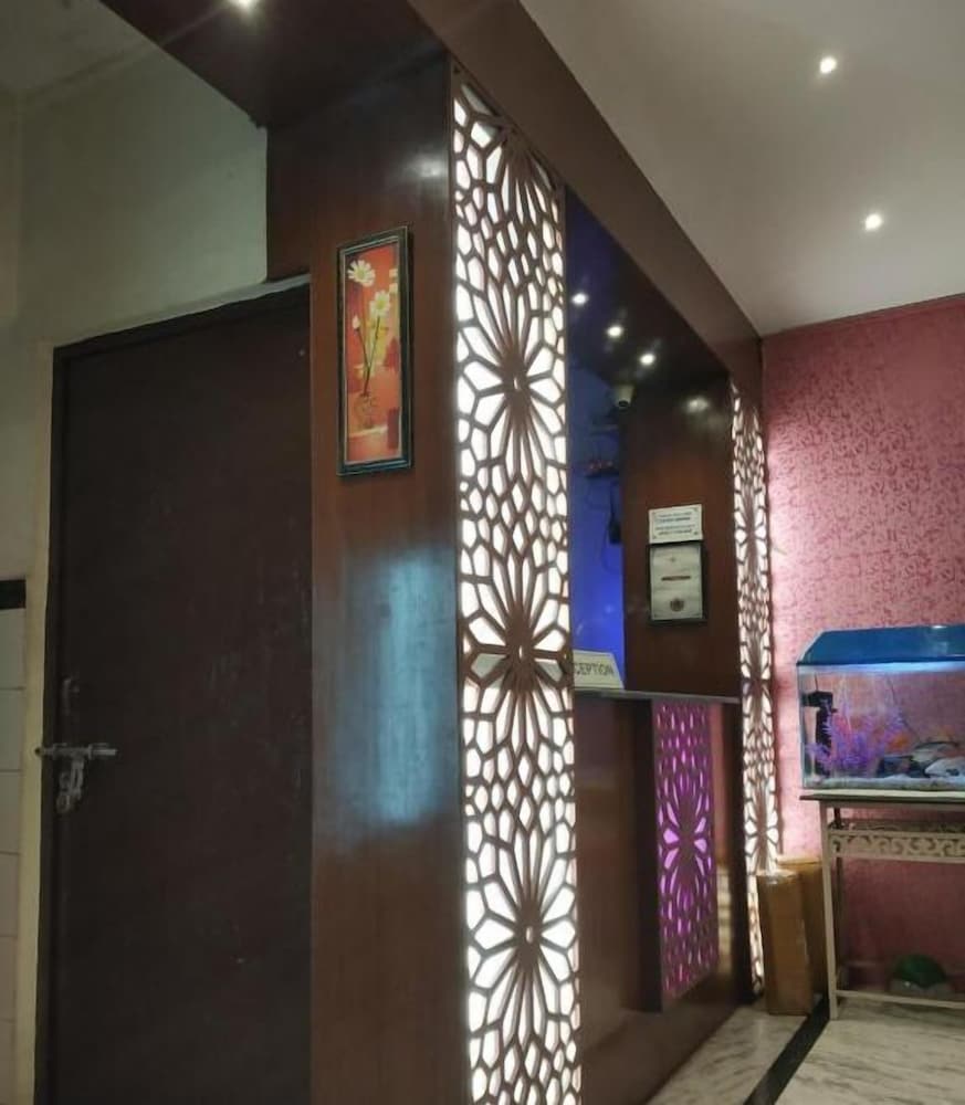 Фото Hotel Ajay International