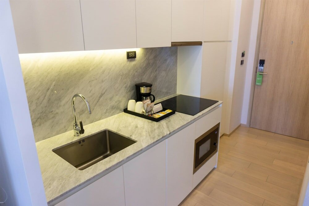 Фото Wyndham Garden Bangkok Sukhumvit 42