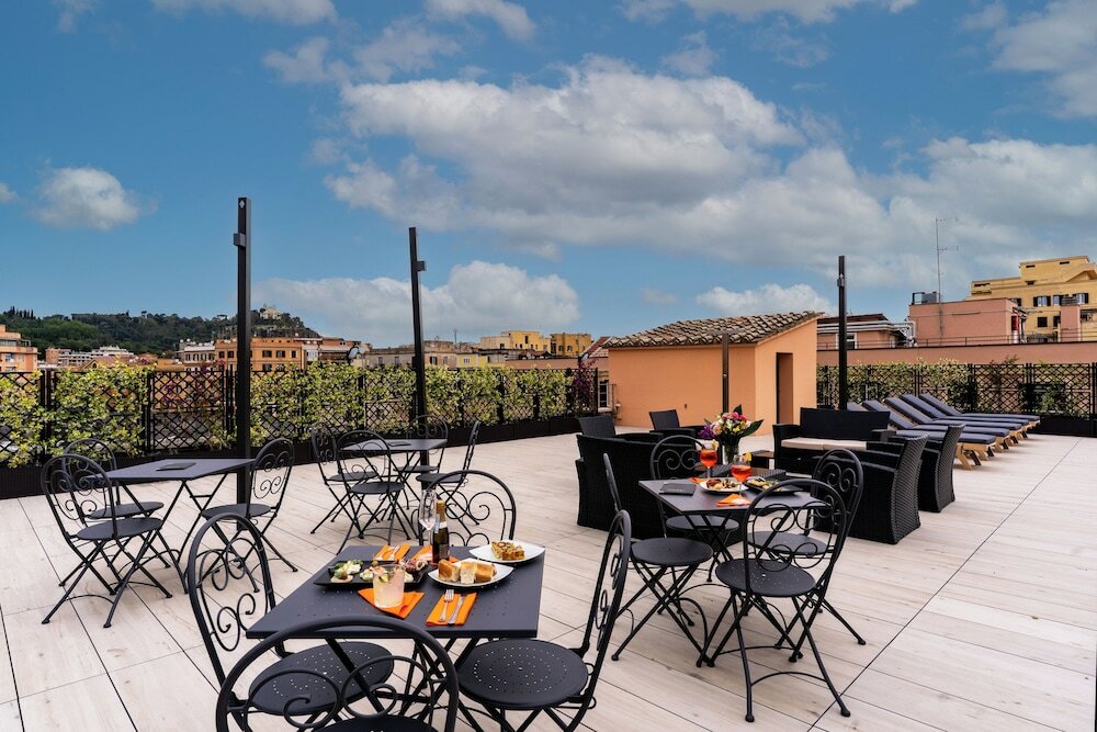 Фото отеля 4