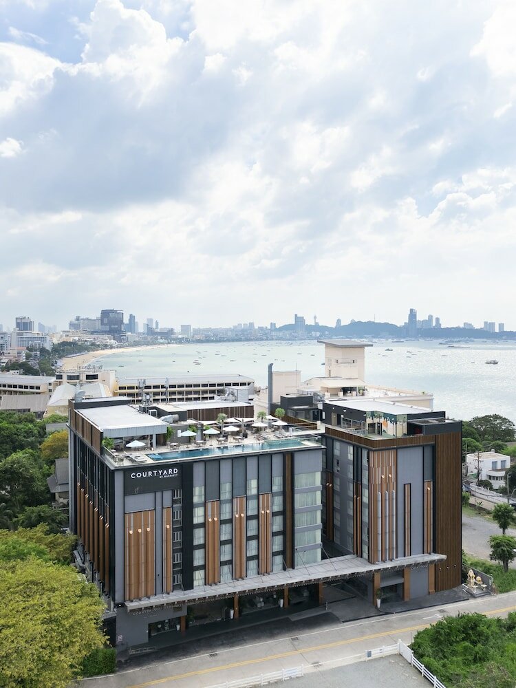 Фото Courtyard by Marriott North Pattaya